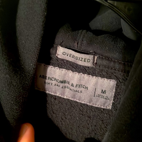 Essential pullover hoodie - Picture 2 of 2